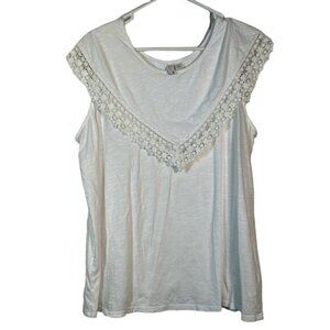 "C" Brand White Cap Sleeve Lace V-Neck Shirt Top Blouse Size 18/20W EUC #1272-AZ